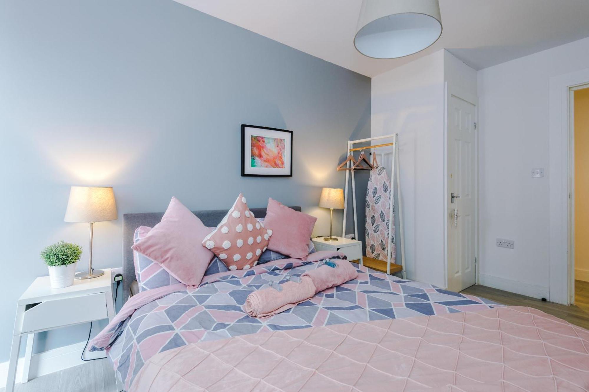 Opp Liverpool - Perfect For Contractors And Travellers, Big Savings Booking 4 Nights Or More! Apartment Стая снимка